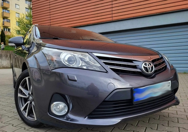 Toyota Avensis cena 31900 przebieg: 280000, rok produkcji 2013 z Stronie Śląskie małe 232